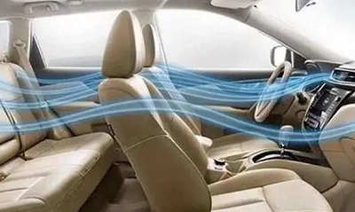Como faço para limpar o ar condicionado no meu carro?